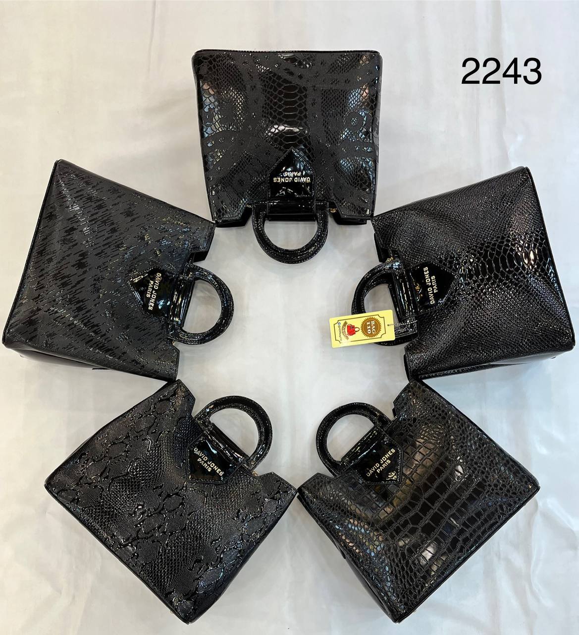 کیف زنانه ورنی سه خانه